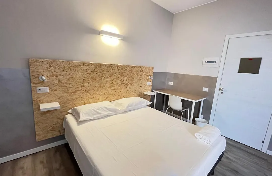 Bergamo Automatic Rooms Self Check-In-1
